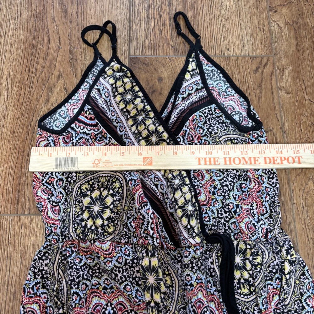 Xhilaration Womens Boho Medallion Paisley Wide Leg Jumpsuit colorful‎ Size M - Picture 4 of 10